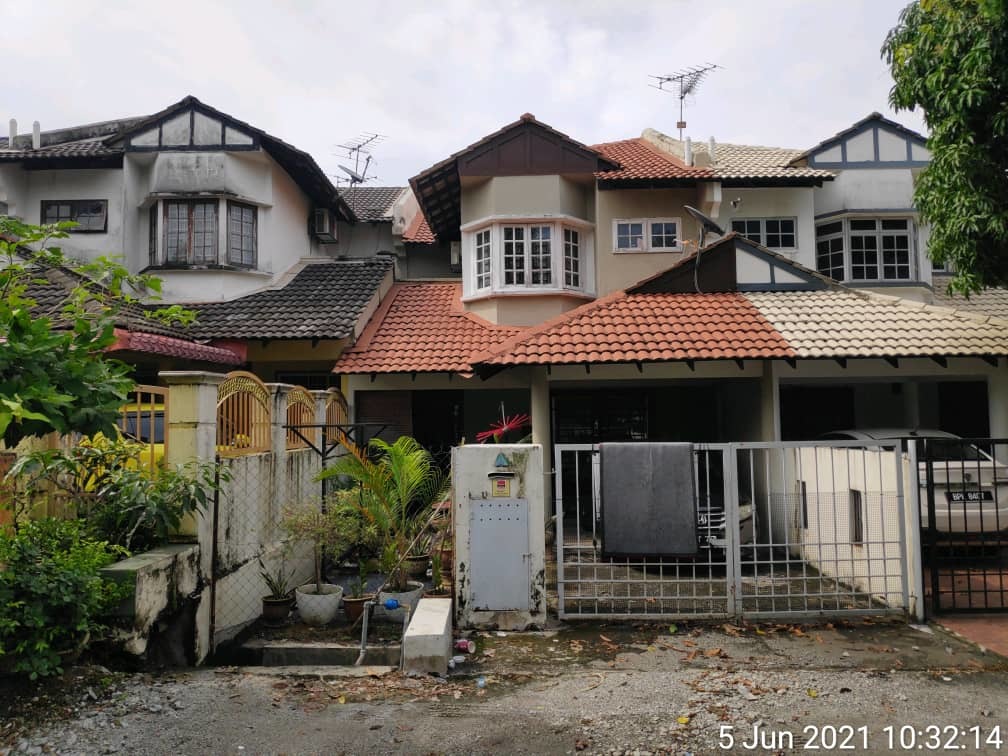 Bungalow in Cheras for sale